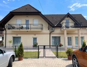 Exterior - Apartment with Terrace D (Balatonboglár)