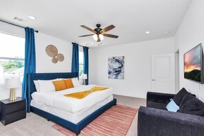 3 室のベッドルーム、アイロン / アイロン台、WiFi、ベッドシーツ