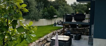 Luxury Home MIL in Center of Salt Lake Valley—Minutes from Canyons & Recreation