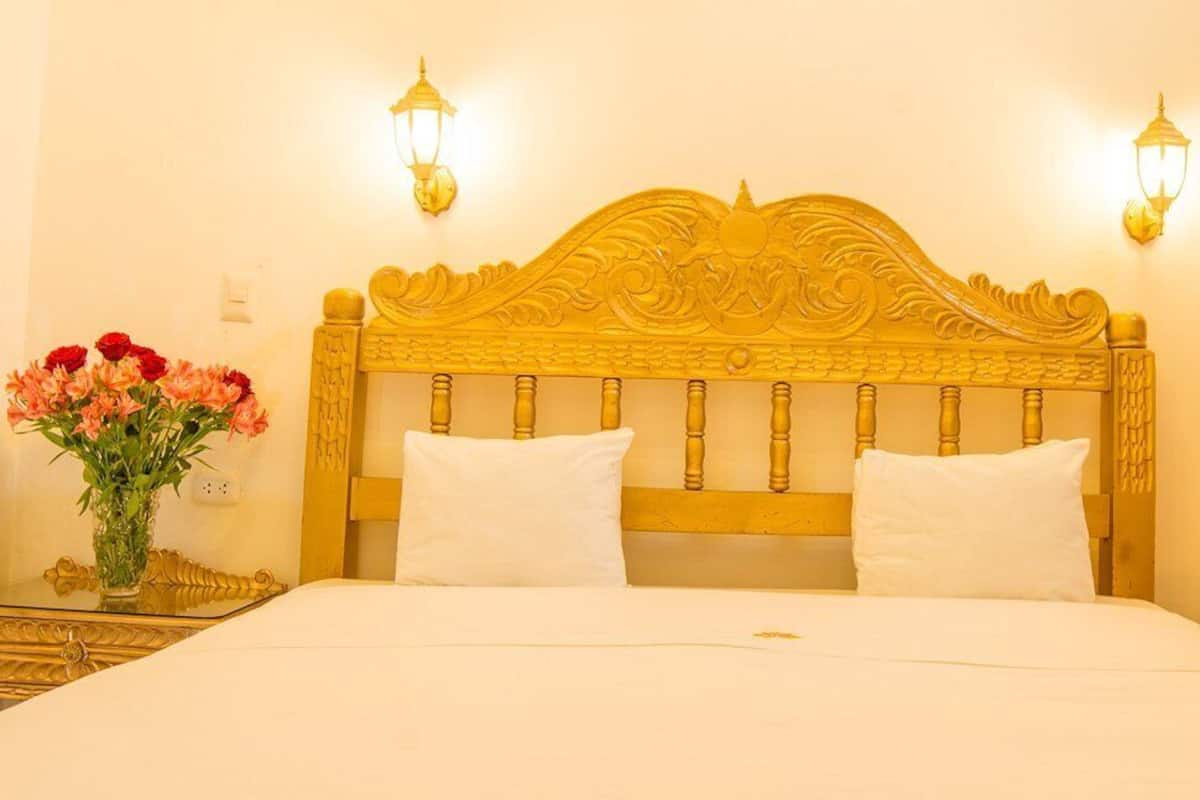 Standard Double Room | 1 bedroom, premium bedding, down comforters, memory foam beds