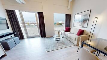 Accessible Studio Suite | Beach/ocean view