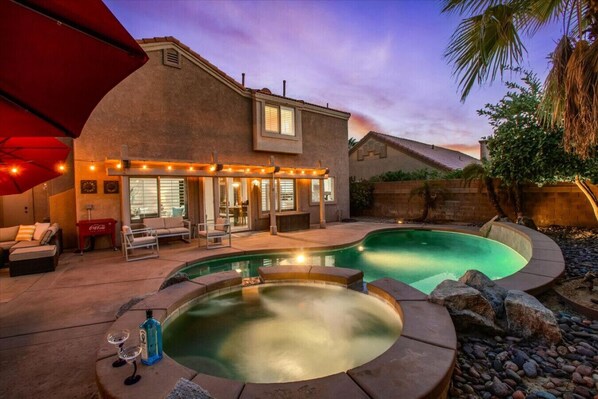 A heated pool - La Quinta Gem /4 Bd 3 Ba,Pool,Spa,Games90 days 20% (La Quinta)