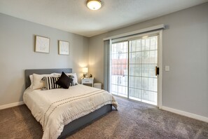 4 Schlafzimmer, Schreibtisch, WLAN, Bettwäsche