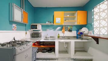 Refrigerador y microondas