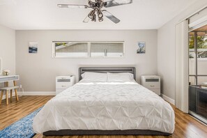 4 habitaciones, tabla de planchar con plancha, wifi y ropa de cama