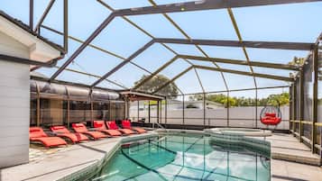 Piscina externa, piscina aquecida