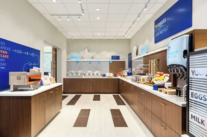 Desayuno buffet incluido todos los días 