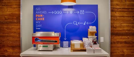 Esmorzar diari d'estil bufet gratuït