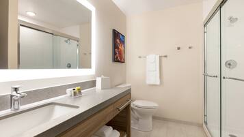 Handdoeken, zeep, shampoo, toiletpapier