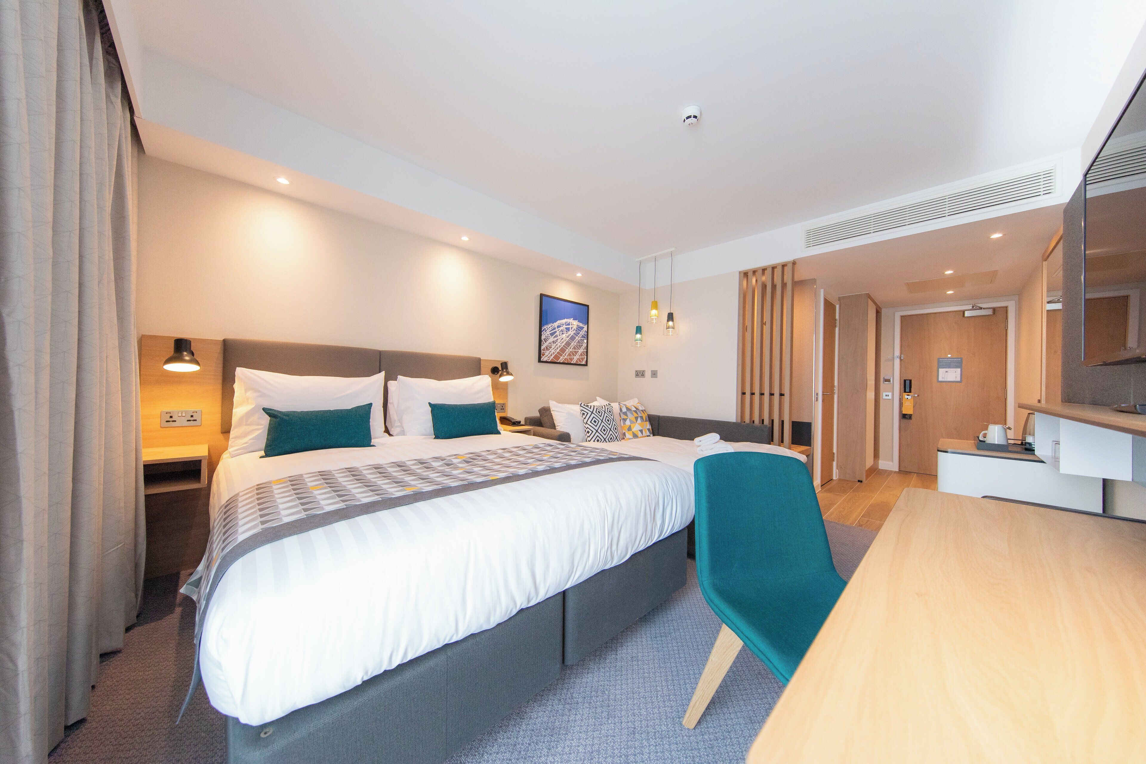 Standard Room, 1 King Bed with Sofa bed