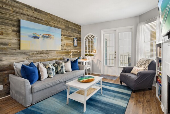 TV connectée, cheminée, jeux vidéo, lecteur de DVD