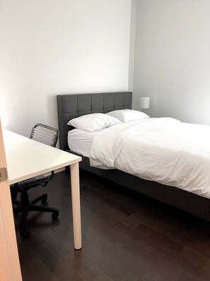 3 عدّة غرف نوم ومكتب ومكواة/لوح كي وواي فاي