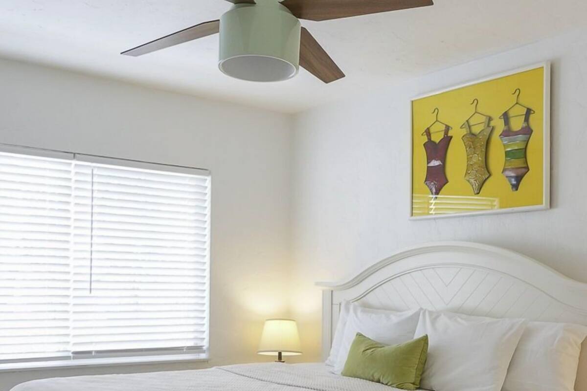 Egyptian cotton sheets, free WiFi, bed sheets