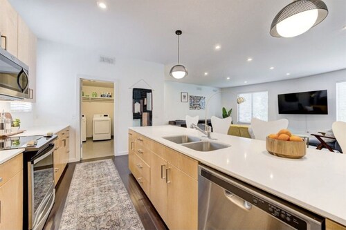 Just steps away from the best Downtown and Midtown OKC have to offer.