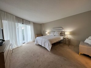 2 bedrooms, in-room safe, iron/ironing board, free WiFi - Exceptional Location & Privacy. Close to UAB, Downtown, and Major Hospitals. (Birmingham)
