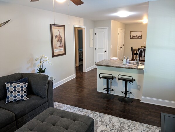 Living area - New, Downtown Perry - 2 Miles to Fairgrounds, Pets OK (Perry)