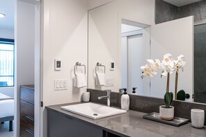 Bathroom - Revylation by Revelstoke Vacations (Revelstoke)