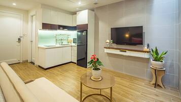 Studio with Sofa Bed - Basement | 1 phòng ngủ, bộ đồ giường kháng dị ứng, minibar, bàn