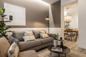 TV - Corallo - 1 bedroom in Arapiles (Madrid)