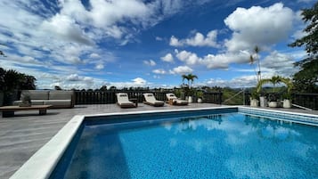 Piscina externa