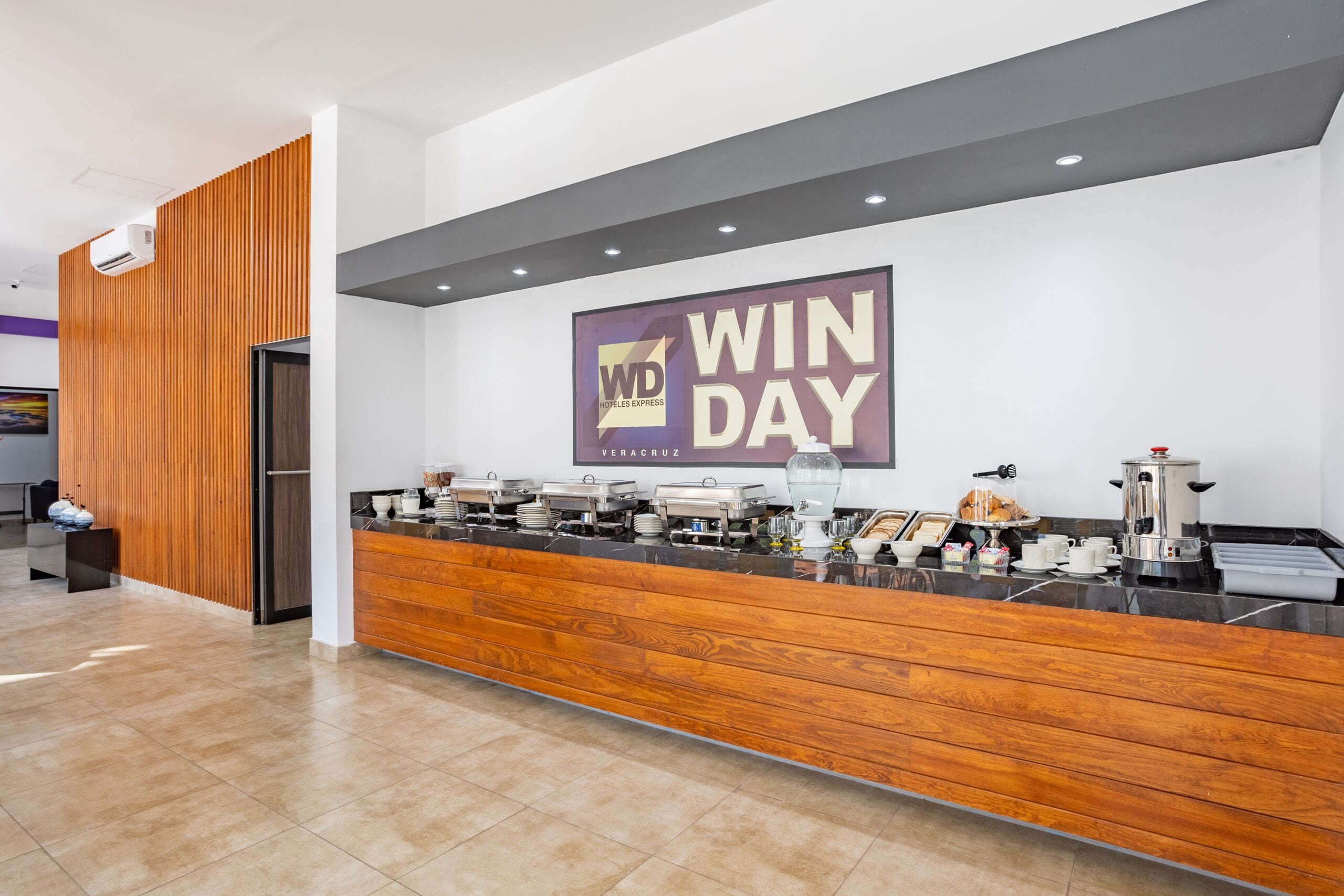 Photo - WinDay Hotel Express