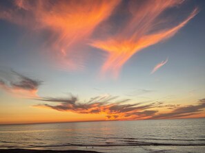 Liegestühle, Strandtücher