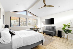 5 bedrooms, desk, iron/ironing board, WiFi - Luxurious 5br Retreat w/ Heated Pool + Stunning Views! (Sedona)