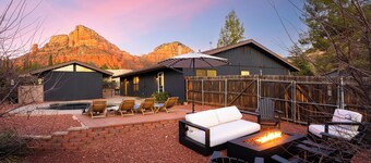 Luxurious 5br Retreat w/ Heated Pool + Stunning Views!