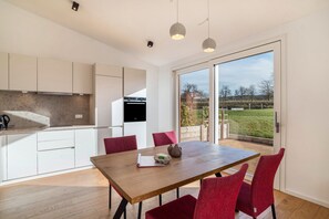 Dining - Apartment 'Herbst' with Shared Pool, Private Terrace and Wi-Fi (Straubenhardt)