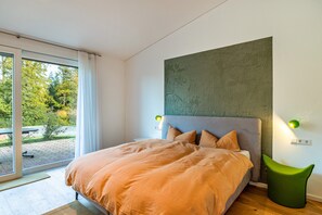 1 bedroom, free WiFi, bed sheets, wheelchair access - Apartment 'Frühling' with Shared Pool, Shared Garden and Wi-Fi (Straubenhardt)