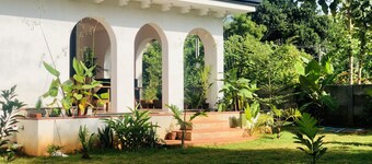      Cozy Villa with A beautiful backyard 
                     VILLA ARIGATO 