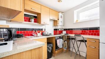 Fridge, microwave, oven, toaster