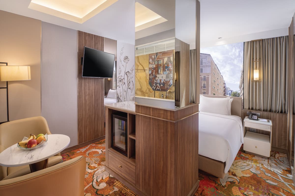 1 bedroom, minibar, in-room safe, soundproofing
