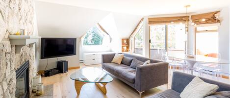 スマートテレビ、暖炉