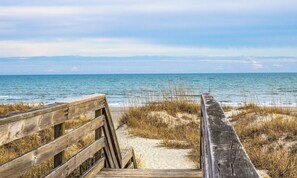 On the beach, sun loungers, beach towels - Ocean Front King Suite Landmark Heated pools (Myrtle Beach)