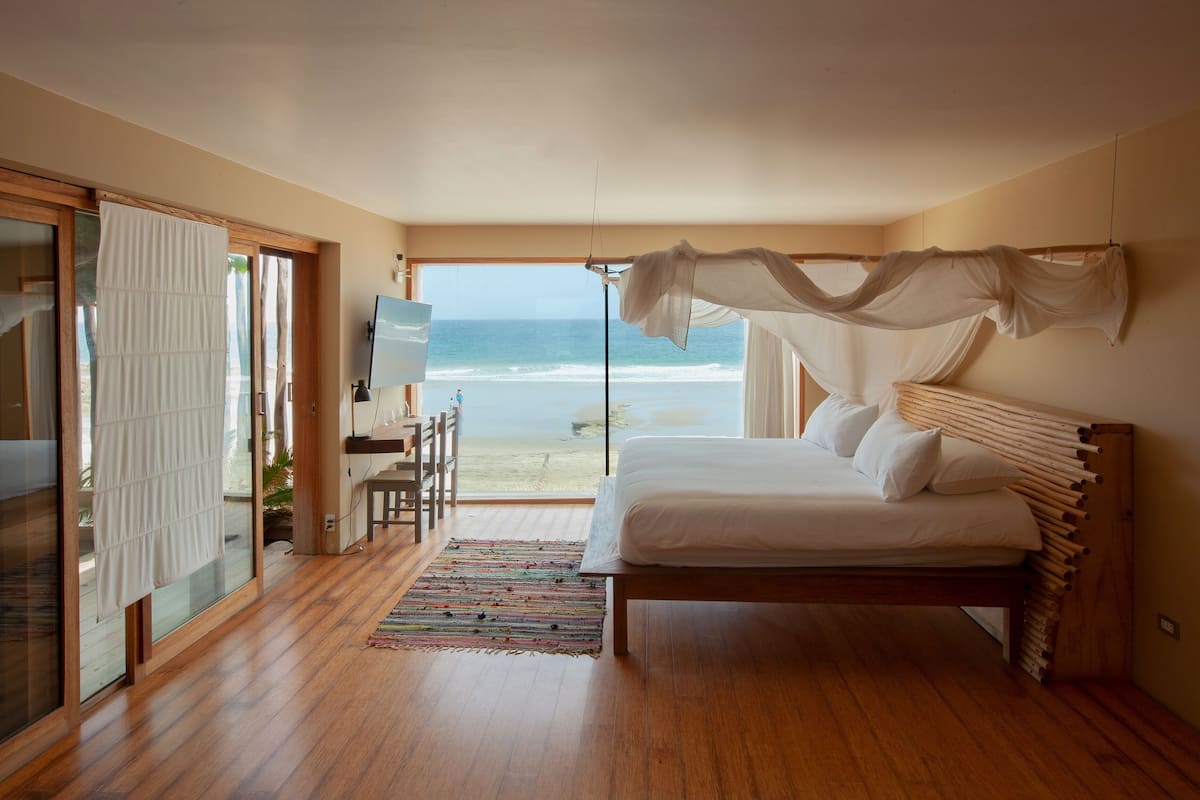 Premium Room | 1 bedroom, premium bedding, individually decorated