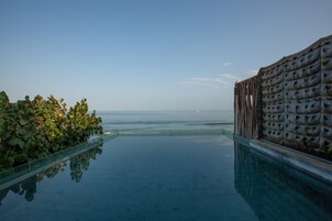 Una piscina techada