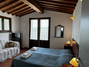 6 bedrooms, iron/ironing board, WiFi - VILLA CLEO - Villa Cleo (Civitella in Val di Chiana)