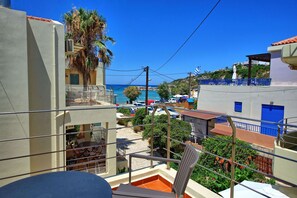 Property grounds - Houses By The Sea - Kastellina (Chania)