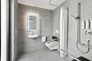 Premium Room, 1 King Bed, Non Smoking | Bathroom | Shower, hair dryer, towels - Courtyard By Marriott Biel/Bienne (Biel)