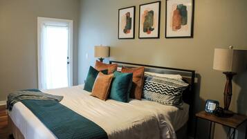 3 chambres, fer et planche Ă repasser, Wi-Fi, draps fournis