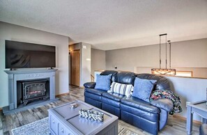 Fernseher, Kamin, Arbeitsbereiche