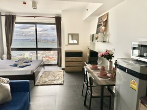 Appartement Panoramique | 1 chambre, Wi-Fi gratuit, draps fournis