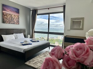 Panoramic Apartment | 1 bedroom, free WiFi, bed sheets - Unixx 5 min to Walking street (Pattaya)