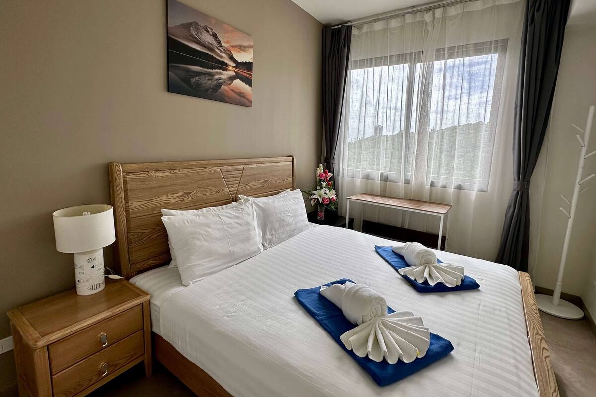 Comfort Apartment, 1 Queen Bed with Sofa bed | 1 bedroom, free WiFi, bed sheets
