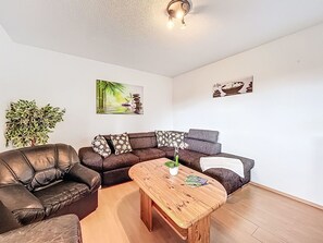 TV, peis og fotballspill