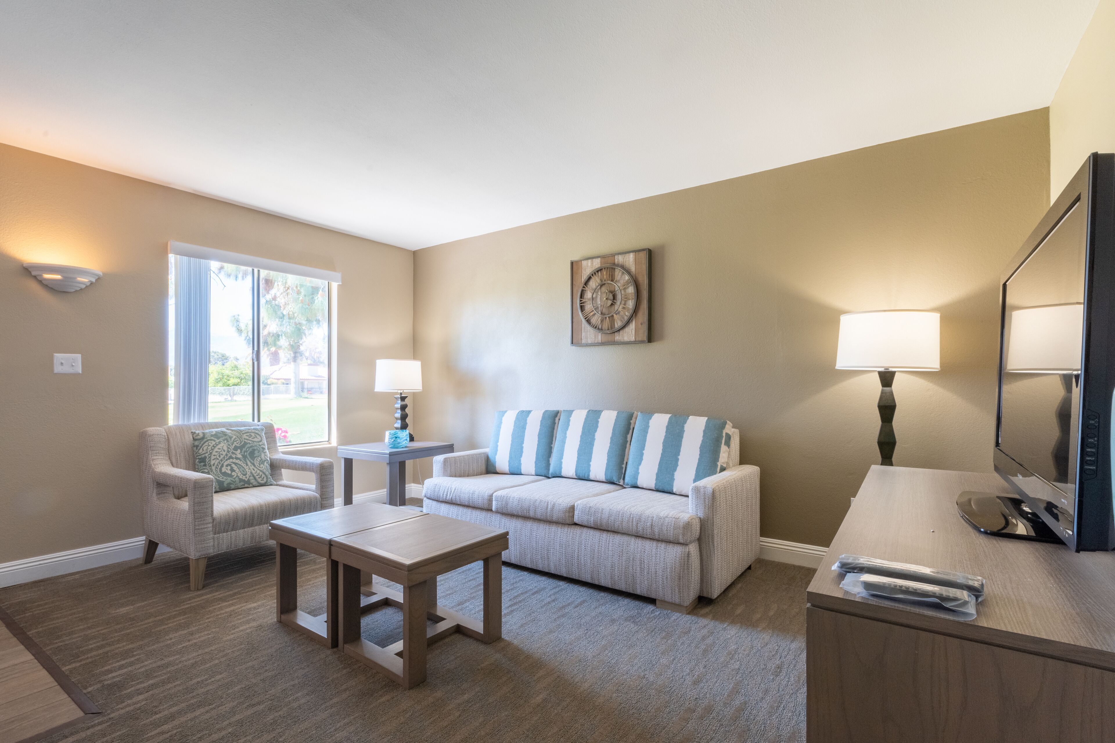 2 Bedroom Suite | Kitchen | Pool | Near Indio Attractions - Indio, CA