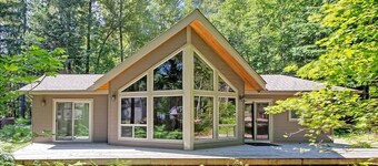 Coffee Time Cabin | Hot Tub, Wifi, Grill