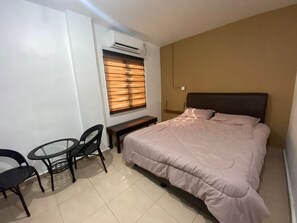 Habitación Deluxe doble, 1 cama de matrimonio | Ropa de cama