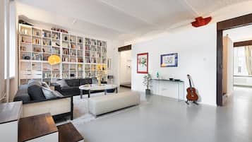 TV connectée, jeux vidéo, livres, chaßne hi-fi